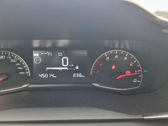 Peugeot 208 1.2 PureTech picture 17