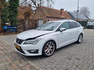 Coche accidentado Seat Leon FR 1.4 TSI Aut 150pk 2015/9