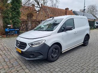 Vaurioauto  commercial vehicles Mercedes Citan 108 CDI Airco Schuifdeur 2022/4