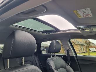 Kia Ceed 1.6 GDI PHEV Pano Navi Stoelverw picture 15