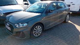Vaurioauto  passenger cars Audi A1 30TFSI Aut Sline Navi Stoelverw 2024/3