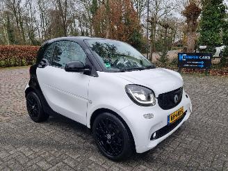 Unfallwagen Smart Fortwo 1.0 Passion Airco Pano 2016/5