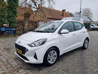 krockskadad bil auto Hyundai I-10 1.0 Comfort Airco 2021/9