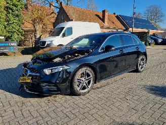 krockskadad bil auto Mercedes A-klasse 180 Aut. AMG Line Led Stoelverw 2022/9
