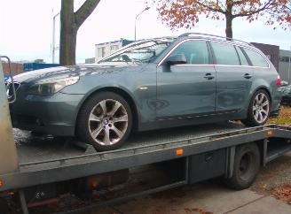 Coche accidentado BMW 5-serie 525i 2005/9