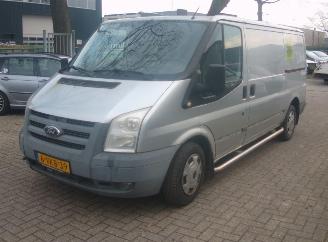 Vaurioauto  passenger cars Ford Transit 280M VAN LR 115DPF 4.36 2010/10