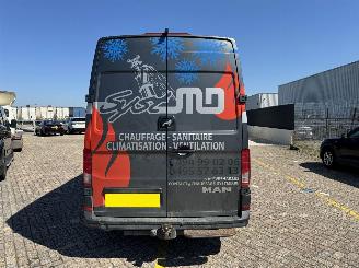 MAN TGE 2.0 TDI | MINIMAL DRIVEABLE DAMAGE picture 5