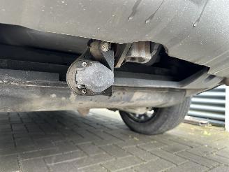 Land Rover Discovery Sport 2.0 TD4 PANO/CAMERA/LEDER/TREKHAAK/MERIDIAN/LED/RIJDBAAR! picture 7