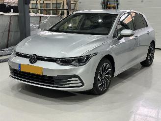 Avarii autoturisme Volkswagen Golf TSI R-LINE DSG IQ LED / BLIND SPOT / CAMERA / STUURVERW VOL! 2021/11