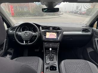 Volkswagen Tiguan 1.4 TSI DSG 4-MOTION SCHADEVRIJ/PANO/TREKHAAK/SIDE-ASSIST/FULL OPTIONS! picture 10