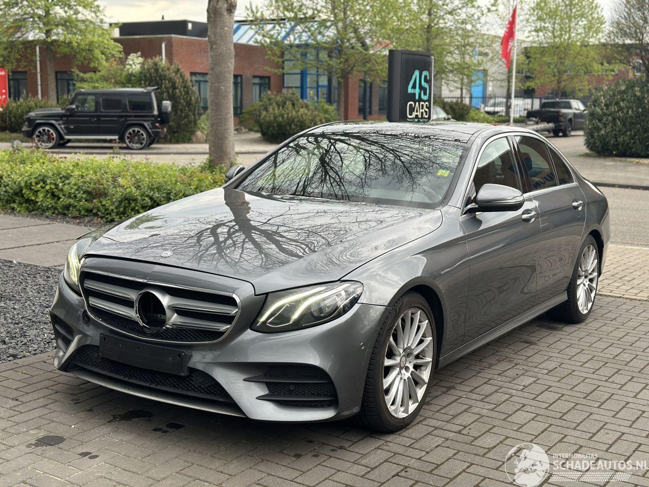 Mercedes E-klasse 200 AMG PANO/LED/19INCH