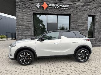 Voiture accidenté DS Automobiles DS 3 Crossback 1.2 Hybrid 136PK EAT8 Aut. Performance Line 2024/12