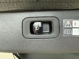 Mercedes C-klasse C300d Estate 265PK 9G-DCT AMG-Line NEW! picture 35