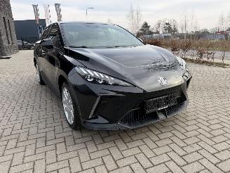 MG MG4 Long Range 64kWh 245PK Aut. Luxury picture 6