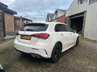 damaged passenger cars Mercedes A-klasse 220 Premium Plus Automaat Pano AMG Line 2018/12
