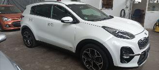 Avarii autoturisme Kia Sportage GT 2.0-CRDI Automatik 185pk 4x4 JBL full-Led Navi Keyless entry Climatecontrol 4xStoelverwarming Leder Elektrische stoelen 2019/12