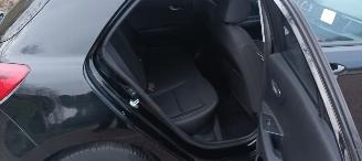 Kia Rio Bj:11-2019 1.4-16v Automaat Navi Climatecontrol Stoelverwarming Lichtautomaat Led-Koplampen 4xelek ramen Privacyglas Stuurwiel met verwarming picture 25