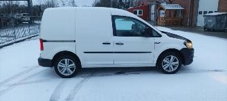 krockskadad bil bedrijf Volkswagen Caddy 2.0-TDI Airconditioning Elektrische ramen Elektrische-spiegels met verwarming Centrale vergrendeling met afstandsbediening Start-Stop 2016/2