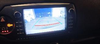 Toyota Yaris 1.5 Benzine 112pk Airconditioning Stoelverwarming Lichtautomaat Multi color Display met Achteruitrijcamera picture 26