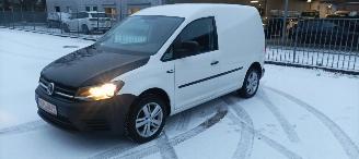 skadebil auto Volkswagen Caddy  2016/2