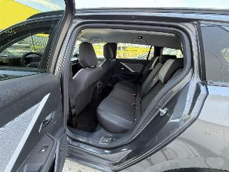 Opel Astra 1.2 Turbo Edition picture 10