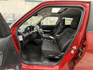 Suzuki Swift 1.2 Stijl  90 PK AUTOMAAT-SCHUIFDAK-NAVI-CAMERA picture 9