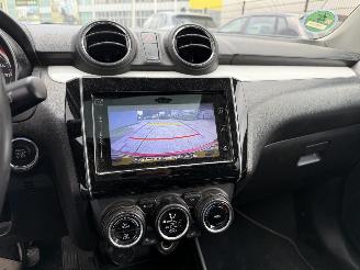 Suzuki Swift 1.2 Stijl  90 PK AUTOMAAT-SCHUIFDAK-NAVI-CAMERA picture 20