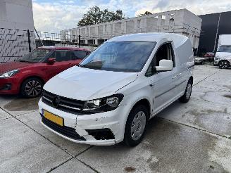 Damaged car Volkswagen Caddy 2.0 TDI BMT AUTOMAAT Exclusief Edition Camera-NAVI 2019/2