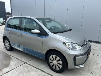 Volkswagen Up! 1.0 65 PK- AIRCO picture 2