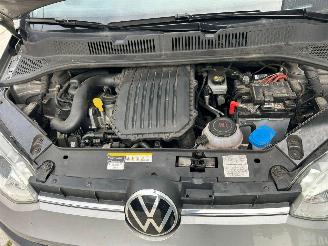 Volkswagen Up! 1.0 65 PK- AIRCO picture 12