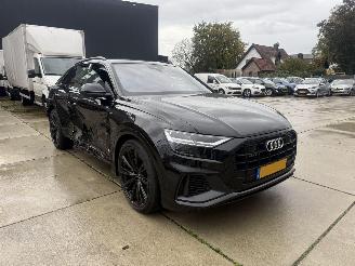 Audi Q8 55 TFSI e QUATRO S-LINE LUCHTVERING-CAMERA-KEYLESS picture 2