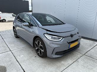 Schadeauto Volkswagen ID.3 PRO Oranje Edition 231 PK-NAVI-CAMERA-ACTIERADIUS 431 KM 2024/9