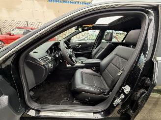 Mercedes E-klasse 220 d BleuTEC -AUTOMAAT-LEDER-NAVI-SCHUIFDAK picture 8