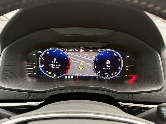 Skoda Karoq 1.5 TSI AUTOMAAT Sportline -PANO-NAVI-CAMERA picture 19