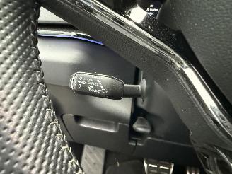 Skoda Karoq 1.5 TSI AUTOMAAT Sportline -PANO-NAVI-CAMERA picture 17