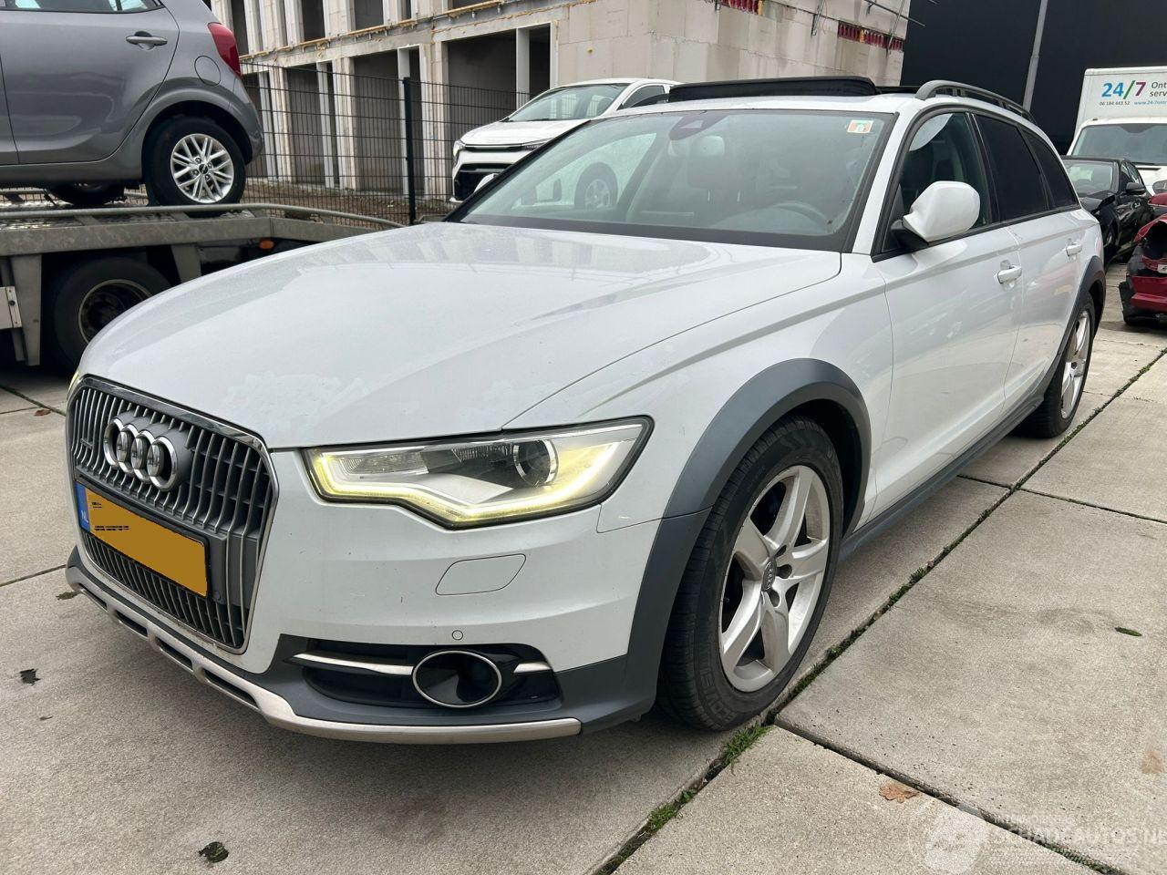 Audi A6 allroad 3.0 TDI Premium Edition - PANO-NAVI-PDV-LEDER