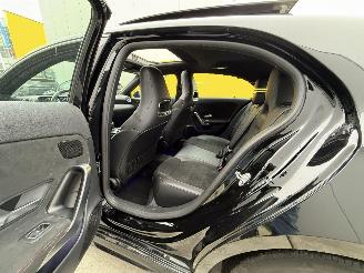 Mercedes A-klasse A180 BUSINESS SOLUTION AMG PANO - SFEER picture 9