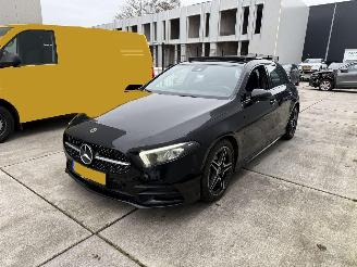 Voiture accidenté Mercedes A-klasse A180 BUSINESS SOLUTION AMG PANO - SFEER 2019/7