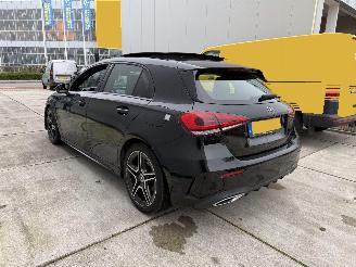 Mercedes A-klasse A180 BUSINESS SOLUTION AMG PANO - SFEER picture 4