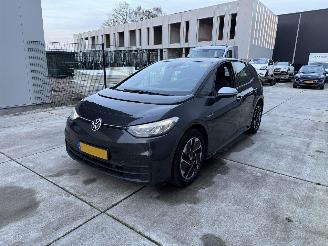 Avarii autoturisme Volkswagen ID.3 58 KWH 1ST -NAVI-PDC-CAMERA 2020/10