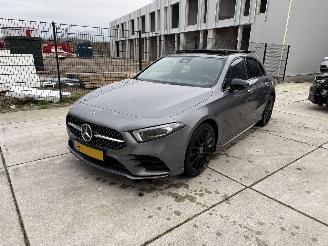 Voiture accidenté Mercedes A-klasse 180 PREMIUM PLUS AMG PANO-SFEER VERL-MEMORY STOELEN 2020/7