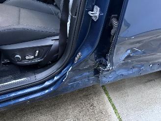 Lynk & Co 01 1.5  220 PK  AUTOMAAT-PANO-360 CAMERA-NAVI-PDC picture 15