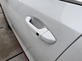 Kia Proceed 1.6 T-GDI-GT AUTOMAAT-PANO-CAMERA-NAVI-PDC picture 13