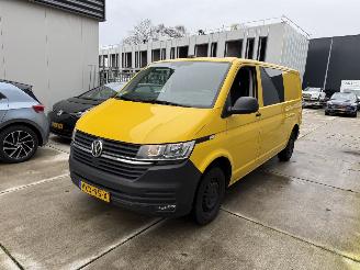 damaged passenger cars Volkswagen Transporter 2.0 TDI 110 KW 7-DSG L2H1-NAVI-CLIMA-PDC 2024/7