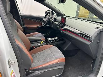 Volkswagen ID.4 First  77 kWh 204 Pk CAMERA-NAVI-PDC - ACTIERADIUS 501 KM !! picture 13