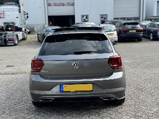 Volkswagen Polo 1.6 TDI DSG R-Line Pano Virtual Cockpit picture 4