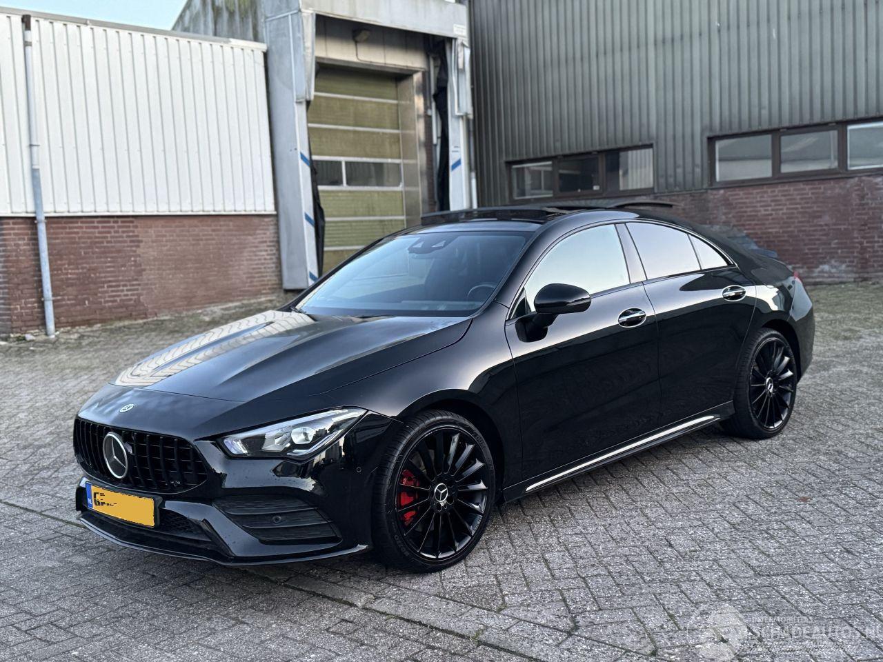 Mercedes Cla-klasse 250e AMG Pakket Pano Burnmester Sfeerverlichting