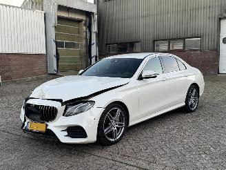 škoda osobní automobily Mercedes E-klasse 220D 194Pk AMG Pakket Ambition Sfeerverlichting 2016/8