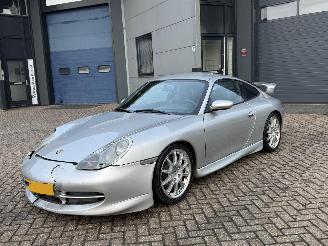 krockskadad bil auto Porsche 911 3.4 Coupe Carrera Automaat Schuifdak 2000/12