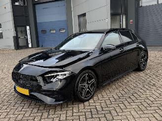 Schadeauto Mercedes A-klasse 180 AMG Pakket Facelift! NAP Nederlandse Auto 2023/4